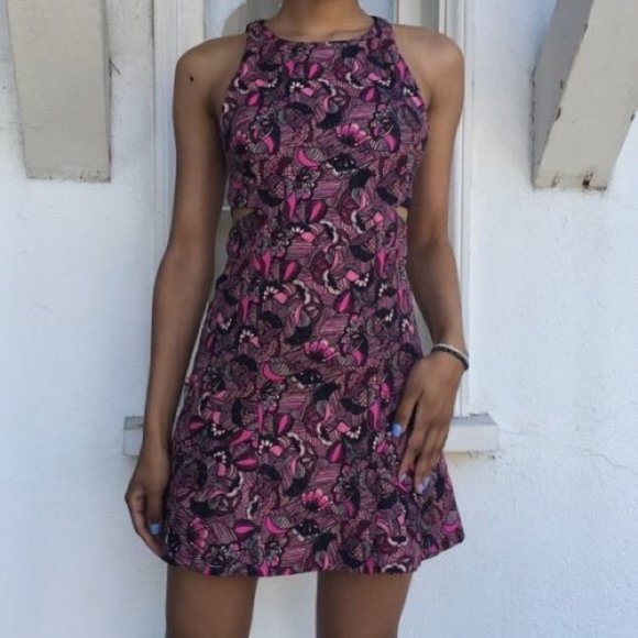 Floral Printed Fitted Halter Dress Sz XS - Picture 2 of 6